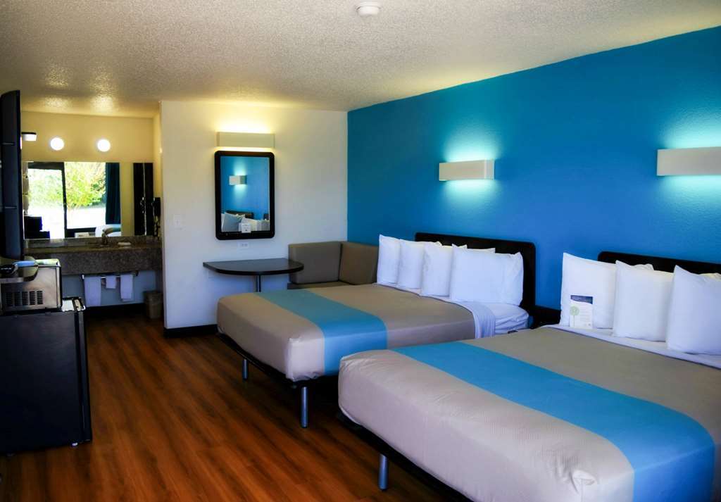 Sky Palace Inn & Suites By Jasper Beeville Zimmer foto
